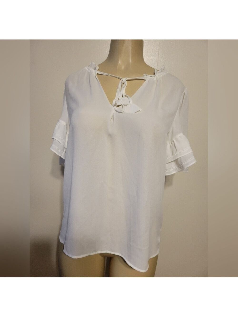 Max Stuido White Blouse Ruffled Sleeves Demure Business Causal Timeless NWT